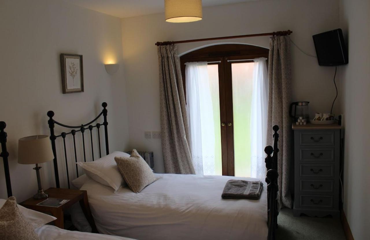 Holly Lodge Country Guest House Blidworth ภายนอก รูปภาพ