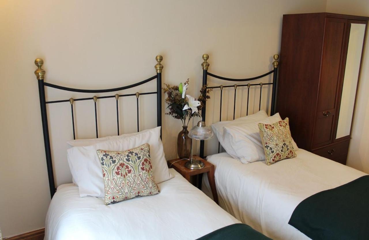 Holly Lodge Country Guest House Blidworth ภายนอก รูปภาพ